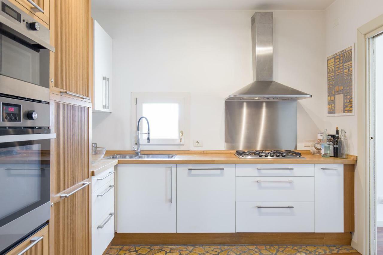 Point Of View Apartment Verona Bagian luar foto