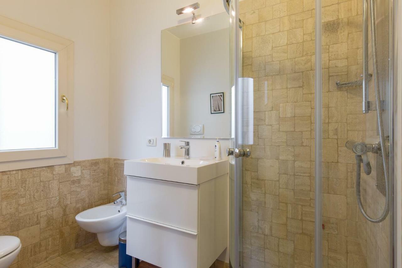 Point Of View Apartment Verona Bagian luar foto
