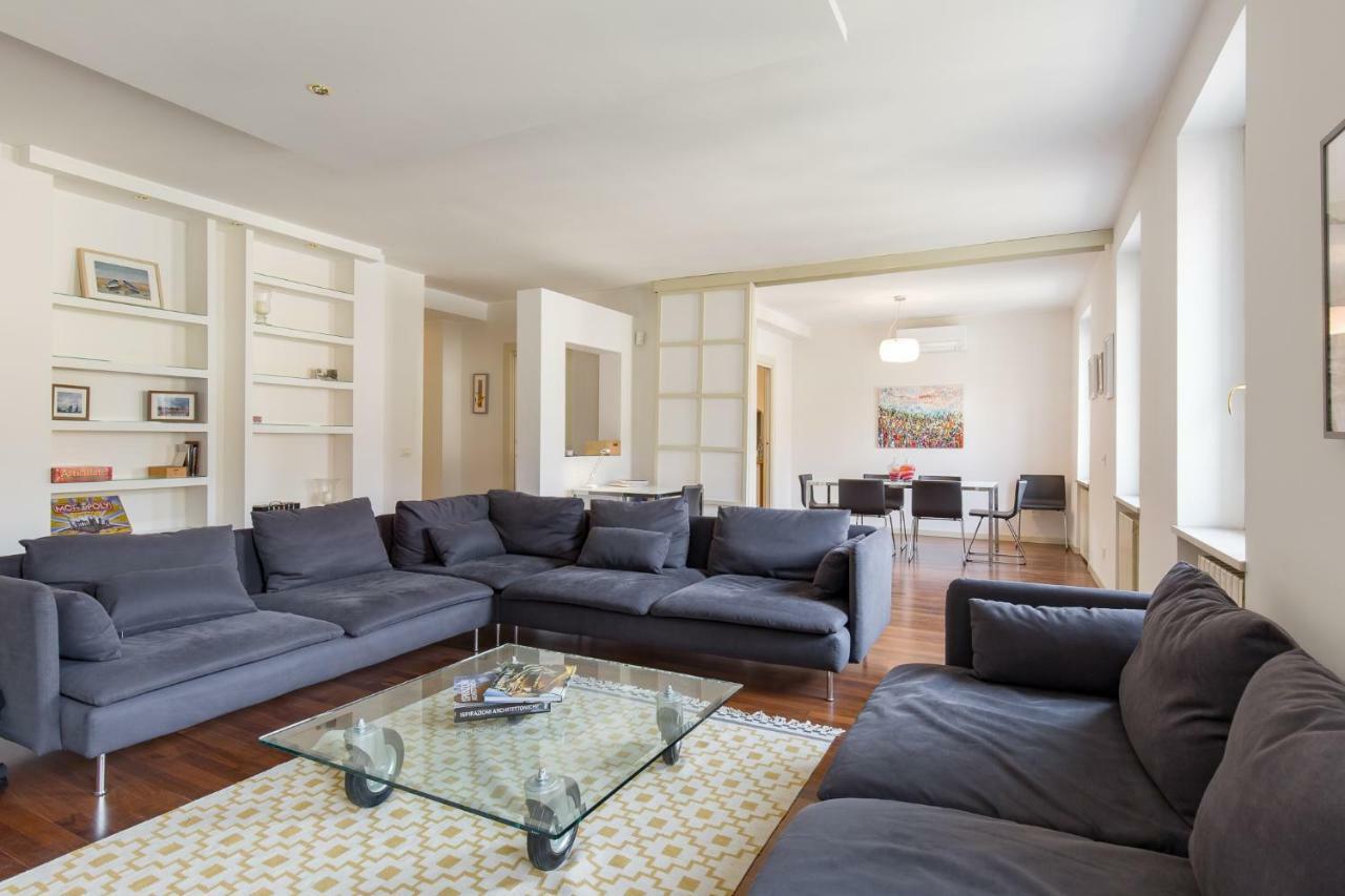Point Of View Apartment Verona Bagian luar foto