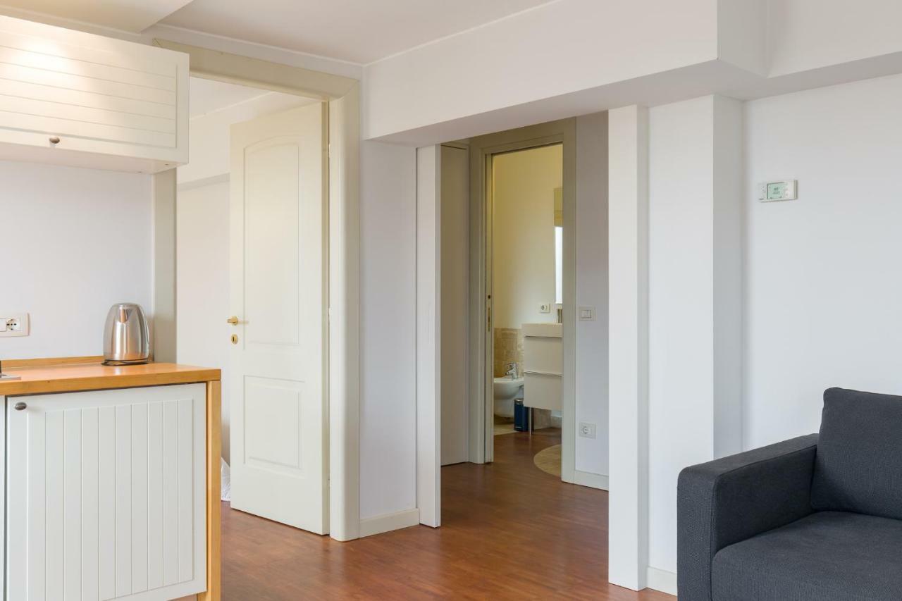 Point Of View Apartment Verona Bagian luar foto